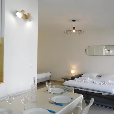Apartmán Beautiful Air-conditioned T1 